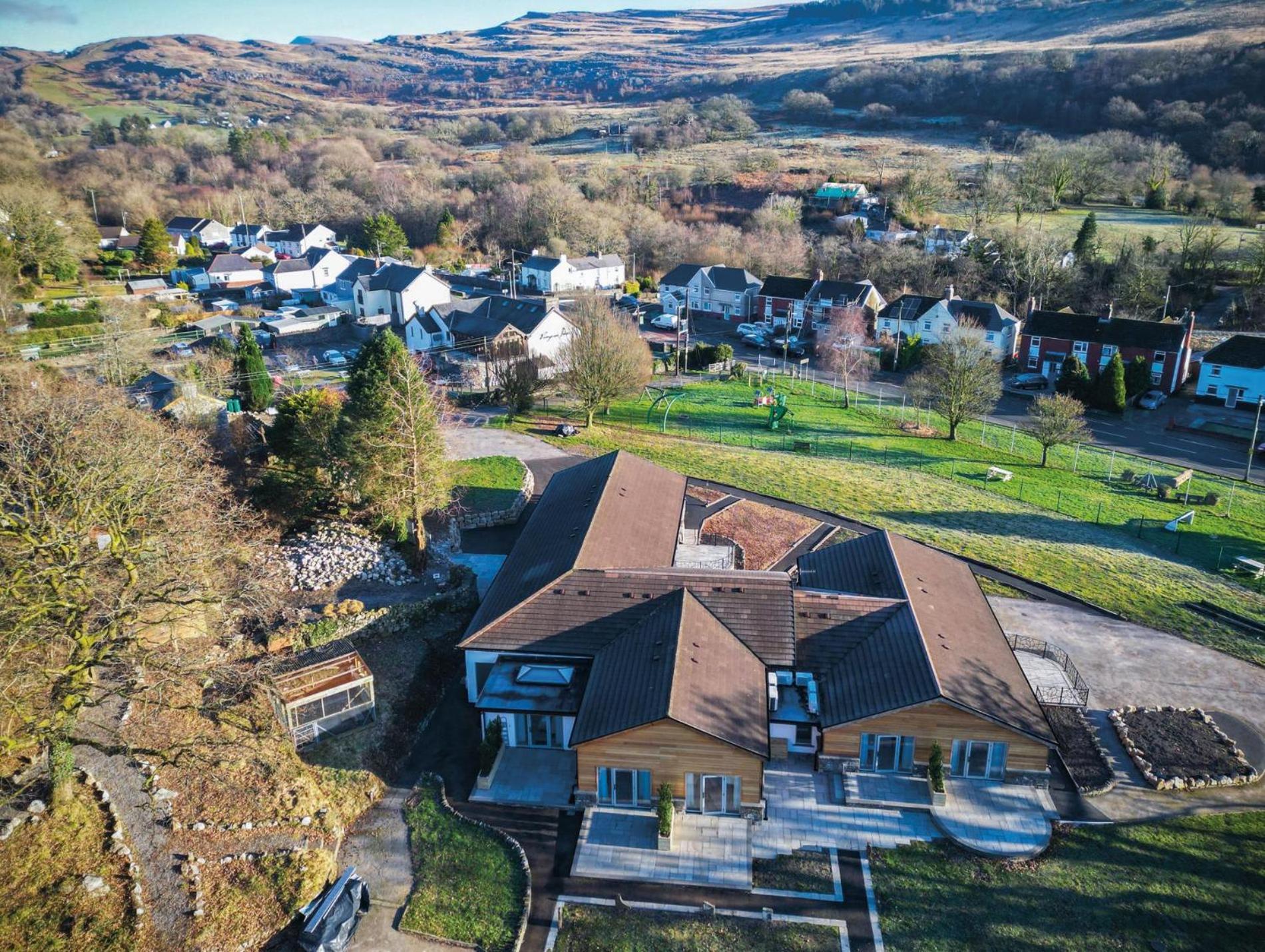 Suite 7 - Sleeping Giant Hotel - Pen Y Cae Inn Brecon Exterior photo